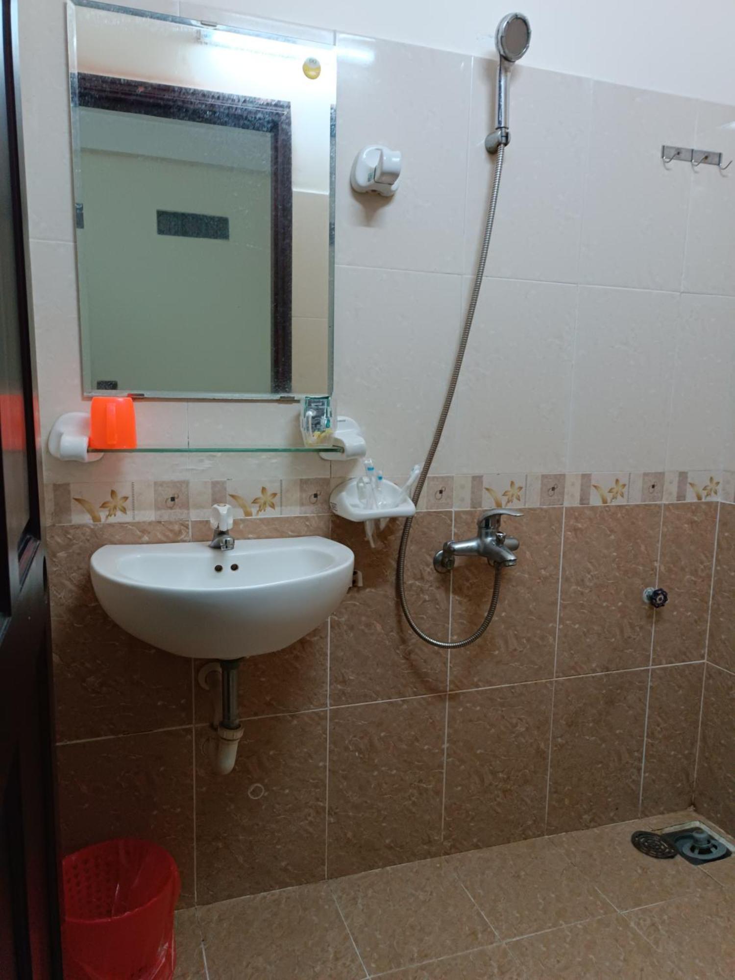 Oyo 1171 Tay Hai Hotel دا نانغ المظهر الخارجي الصورة